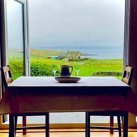 Sea View B & B Ulsta Eksteriør bilde